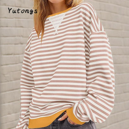 Cozy & Stylish Women's Striped Sweatshirt 🌟 Casual Crew Neck Pullovers for Every Day!